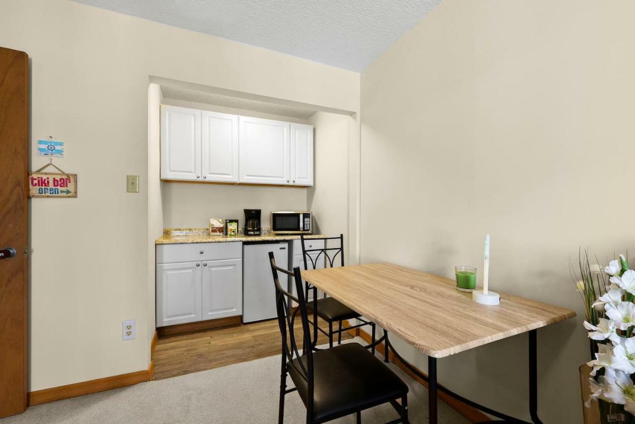 Beach Apartment Джаксънвил Бийч Екстериор снимка