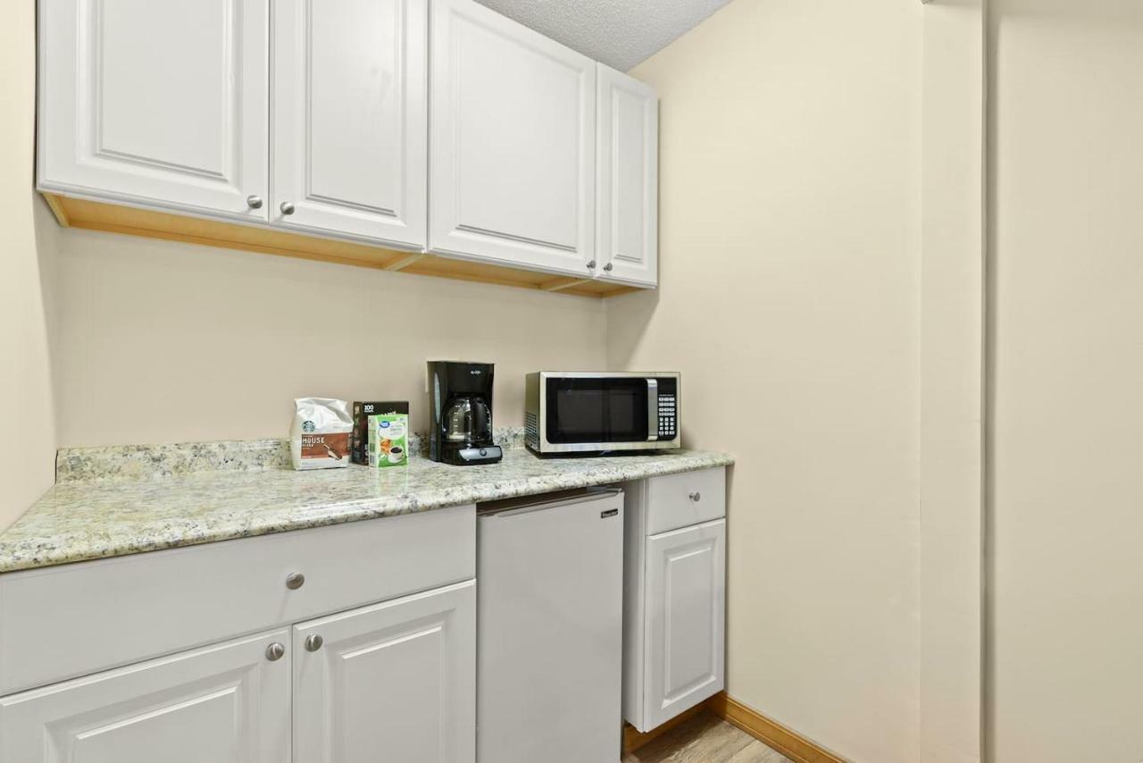 Beach Apartment Джаксънвил Бийч Екстериор снимка